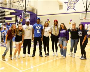 Chisholm Trail students
